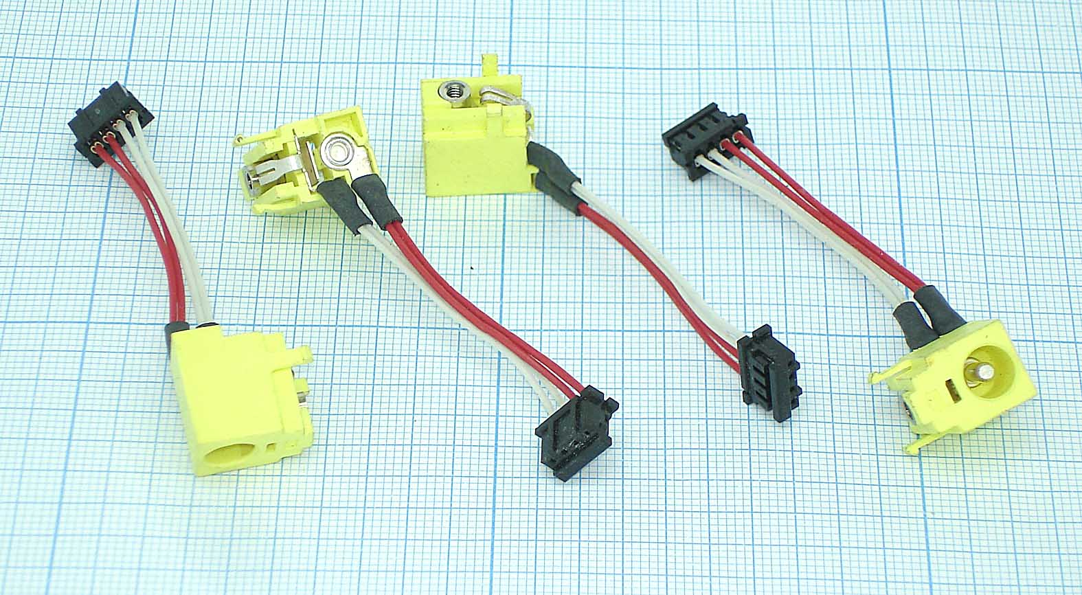 Разъем для ноутбука HY-LE020 Lenovo Thinkpad T20 T21 T22 T23 с кабелем